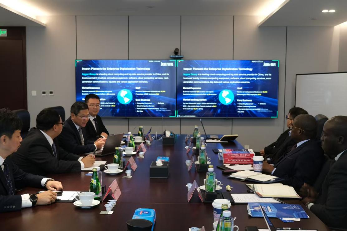 91da7c755dd357f99bb2b4b6785efab7