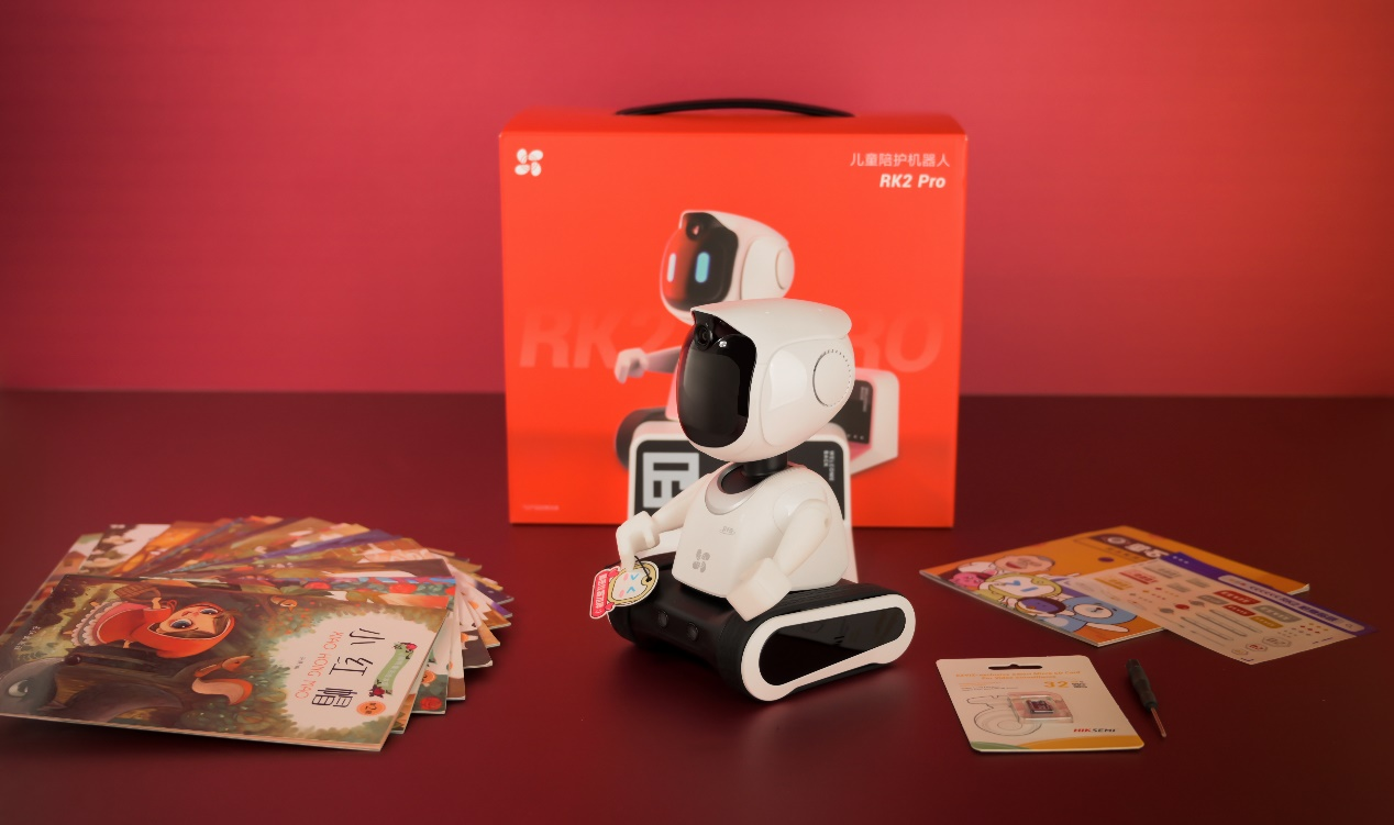 萤石网络推出萤宝虎年贺岁礼盒 把智能科技送给娃！