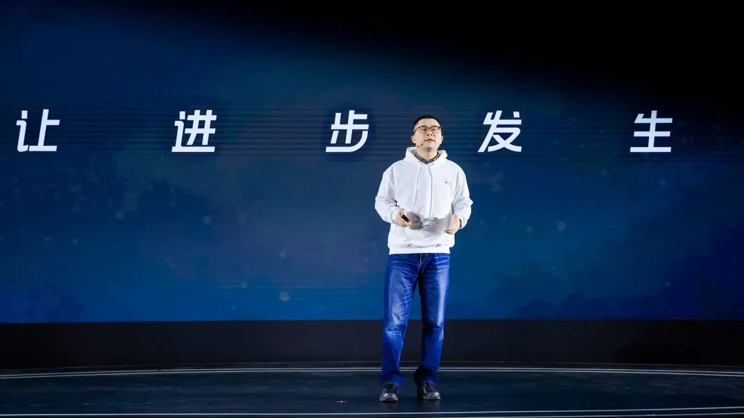 钉钉发布“酷应用”，与蓝凌携手打造专属数字化办公平台